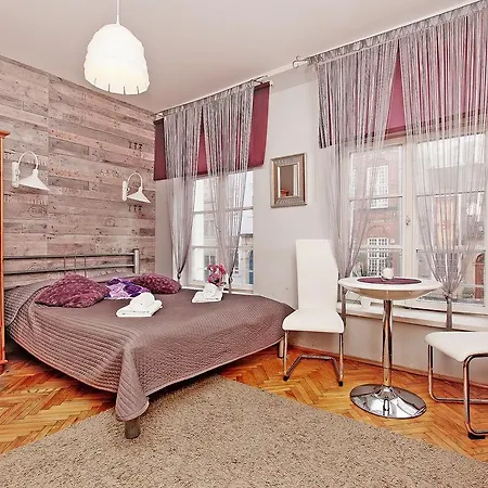 Kameralny Na Starowce *