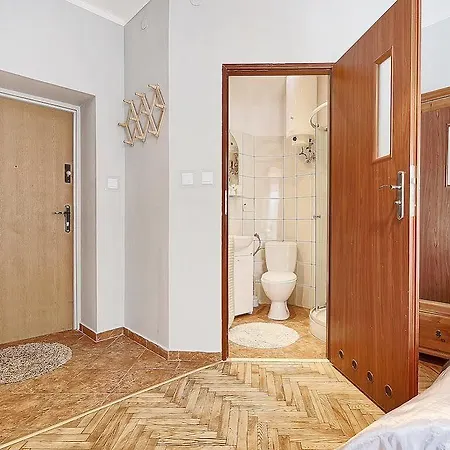 Kameralny Na Starowce